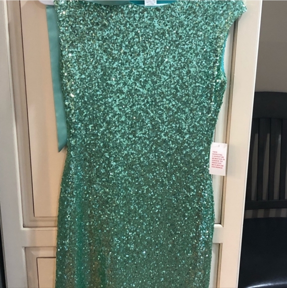 New Year's Eve Holiday sparkle green sequin mini dress XS fits US size 4 - Picture 4 of 4